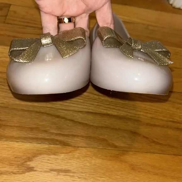✨ MELISSA ✨ Cream And Gold Glitter Bow Jelly D’Orsay Flats Size US 9 - Picture 5 of 11